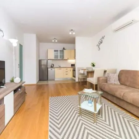 דירה Iris Private Parking ספליט