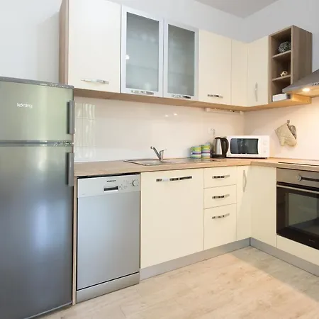 Iris Private Parking Spalato