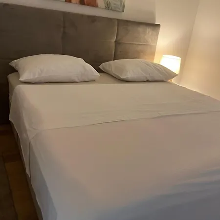 Apartment Iris Private Parking Split