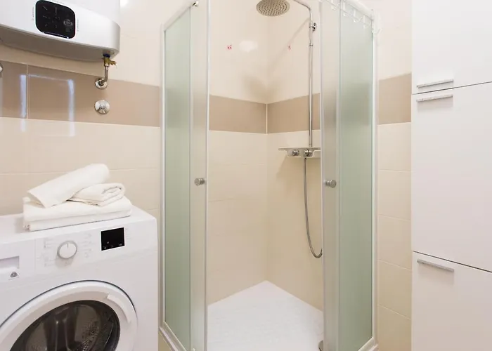 Iris Private Parking Apartament *